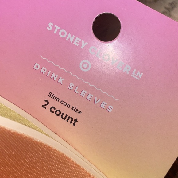 3/$12 Stoney Clover drink sleeves - NWT - Picture 2 of 2